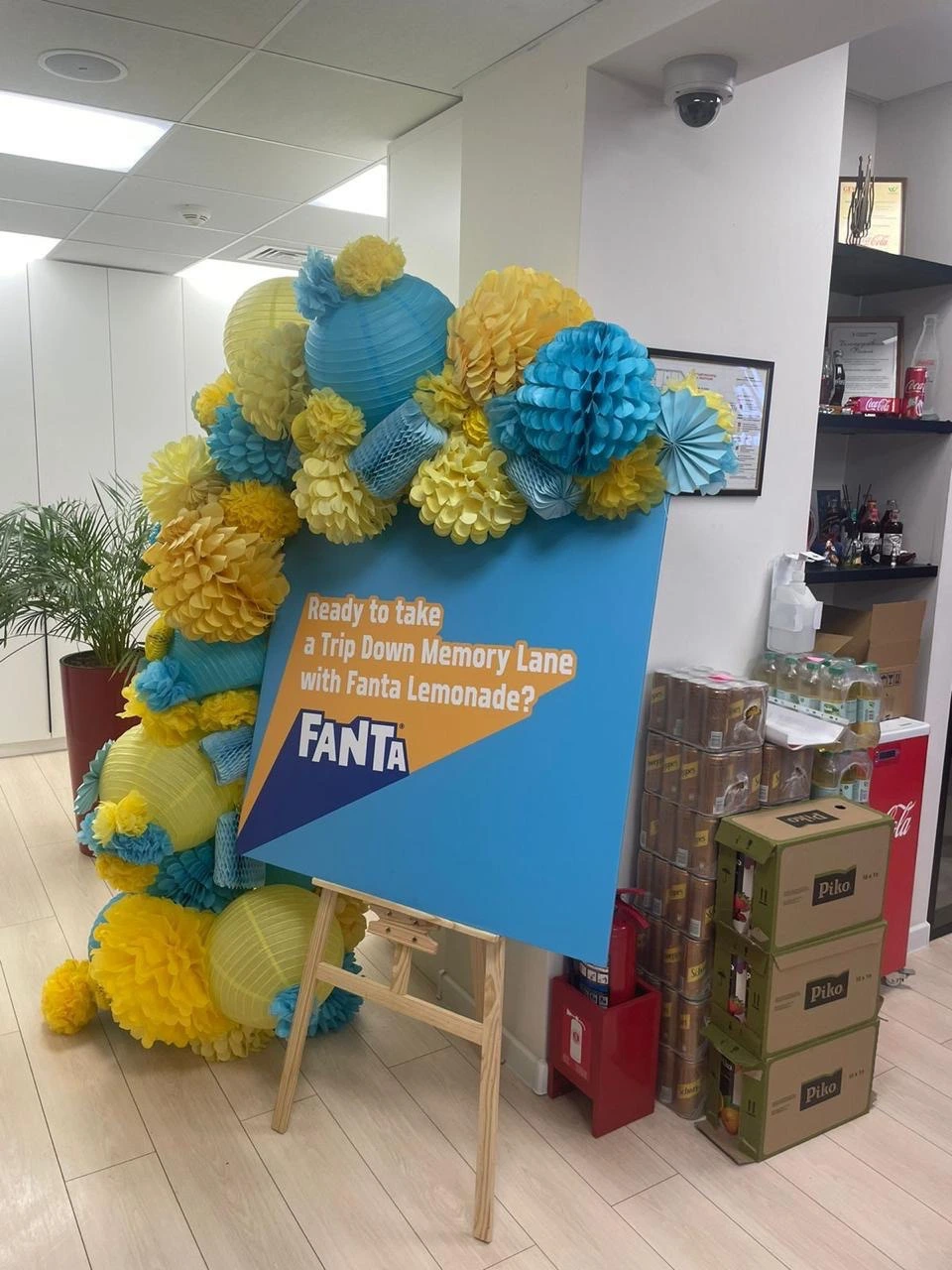 Fanta balloon activation on location